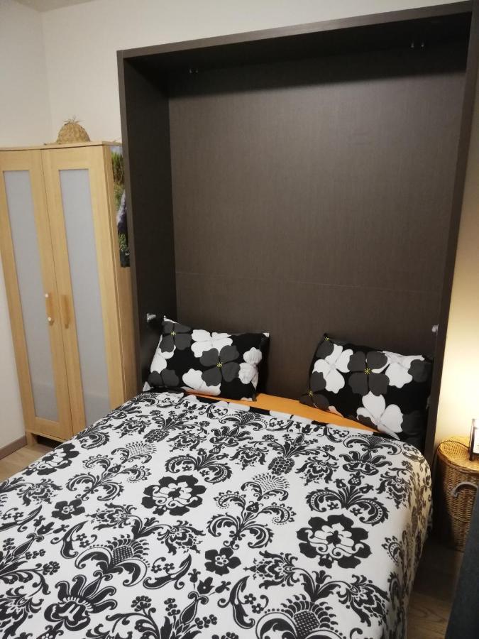Tagusnunus Bed and Breakfast Brussel Buitenkant foto