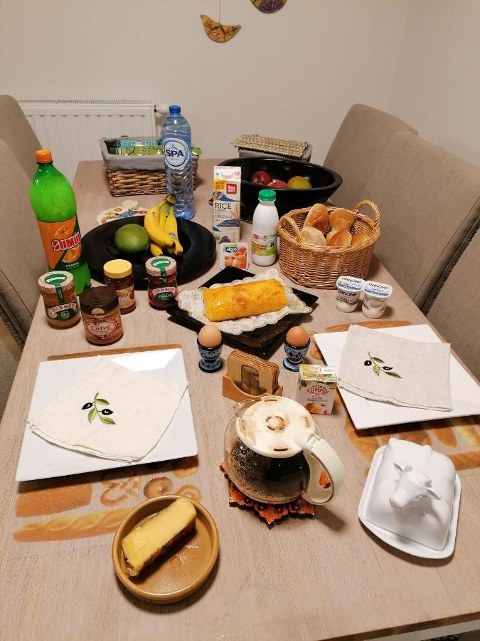 Tagusnunus Bed and Breakfast Brussel Buitenkant foto